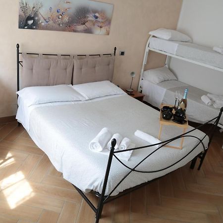 Guest House Simonazzi Reggio Emilia Exterior foto