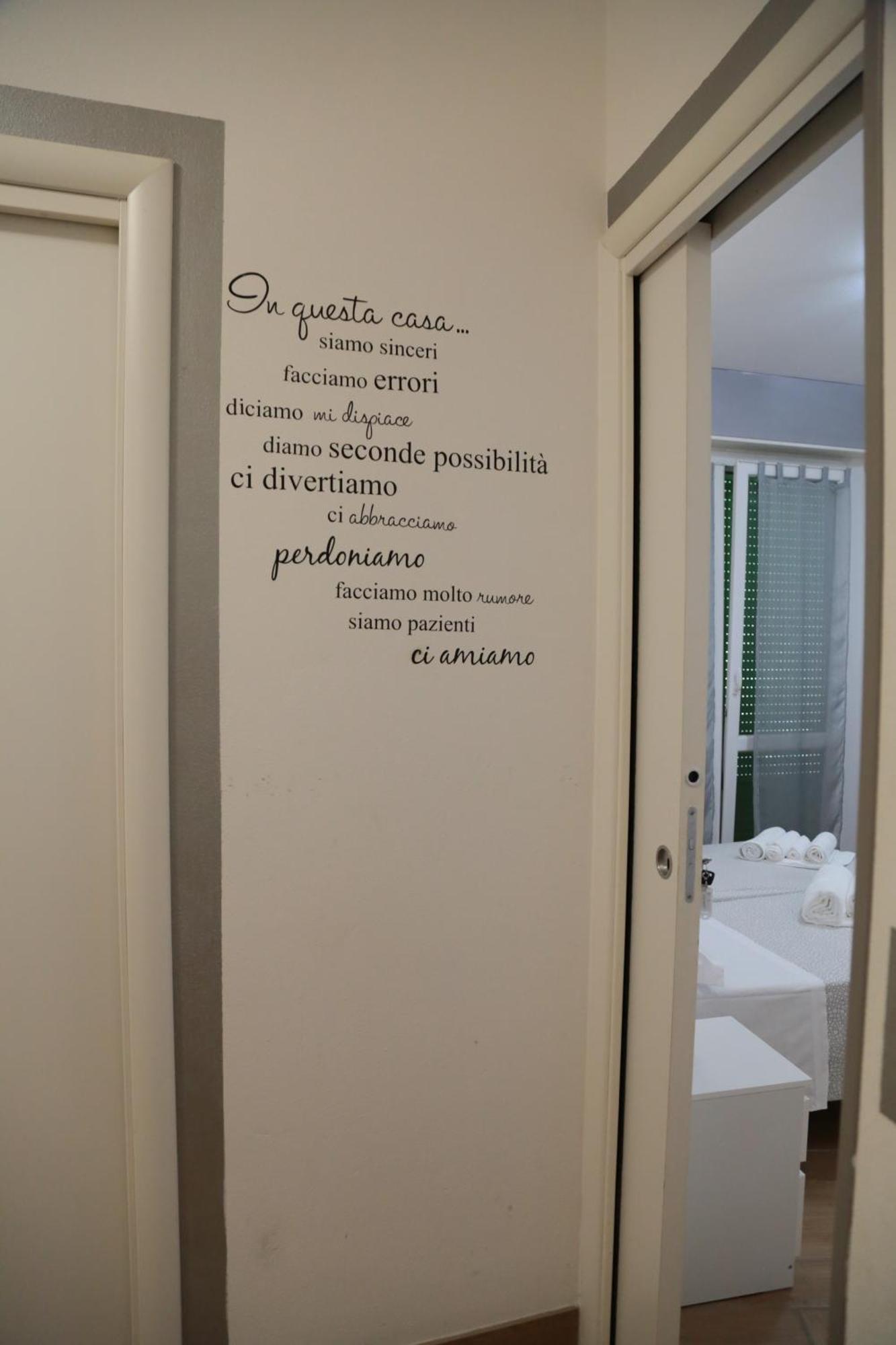 Guest House Simonazzi Reggio Emilia Exterior foto